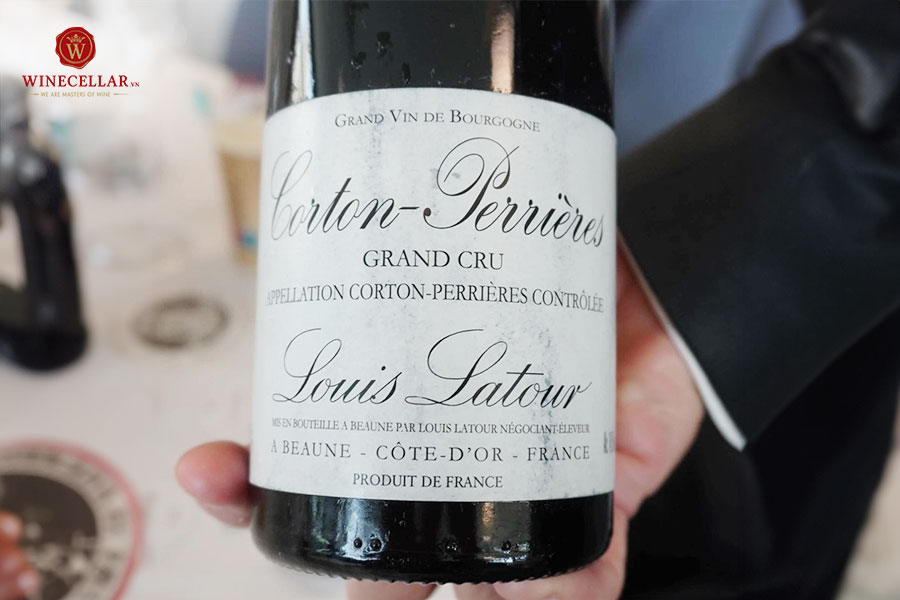 Thưởng thức hương vị rượu vang đỏ Louis Latour Corton-Perrières Grand Cru 2015