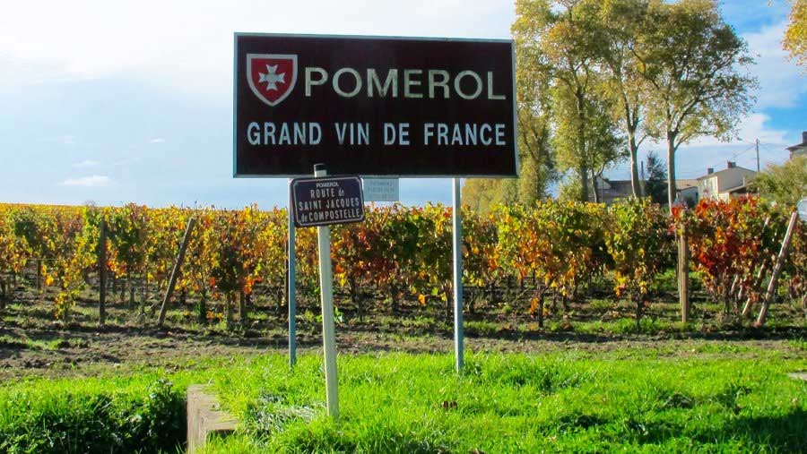 Ảnh 2: Vùng Pomerol - địa danh tạo nên những chai rượu vang Pháp ngon hảo hạng bậc nhất