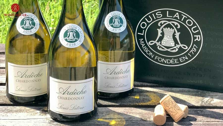 Rượu vang Louis Latour Ardèche Chardonnay