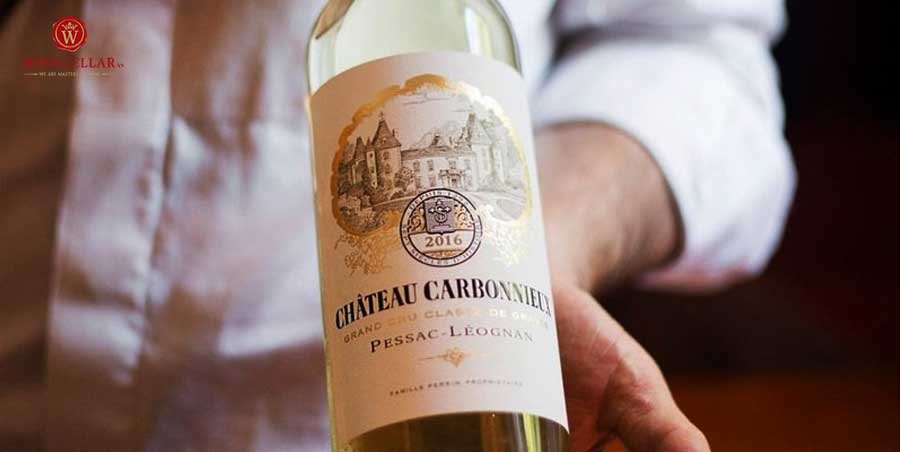 Rượu vang Chateau Carbonieux Blanc