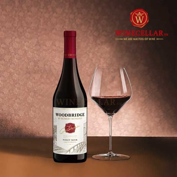 Woodbridge By Robert Mondavi Pinot Noir Nhập khẩu chính hãng, giá tốt tại WINECELLAR.vn