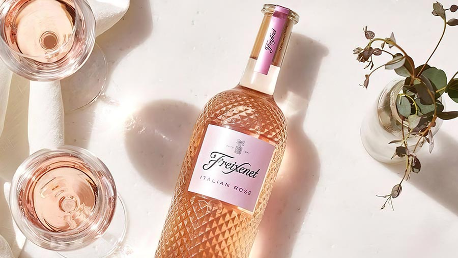 Gợi ý quà tặng 8/3 cho phụ nữ yêu rượu vang 3