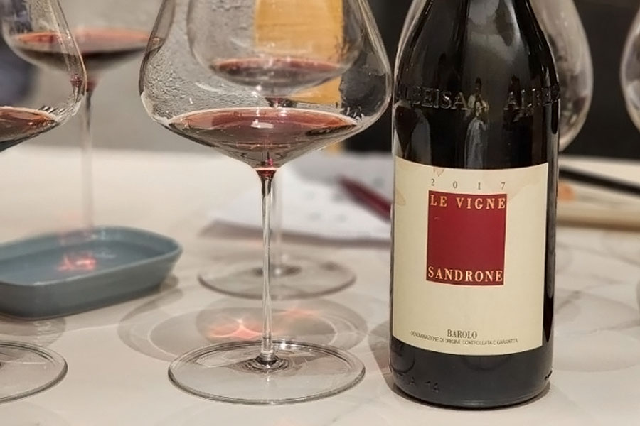 Hương vị rượu vang đỏ Sandrone Barolo Le Vigne 2017
