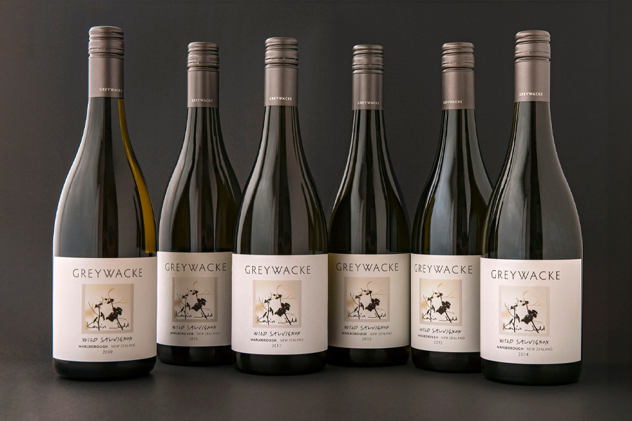 Rượu vang trắng Greywacke Wild Sauvignon 2013 có mặt tại hệ thống hầm rượu vang WINCELLAR.vn
