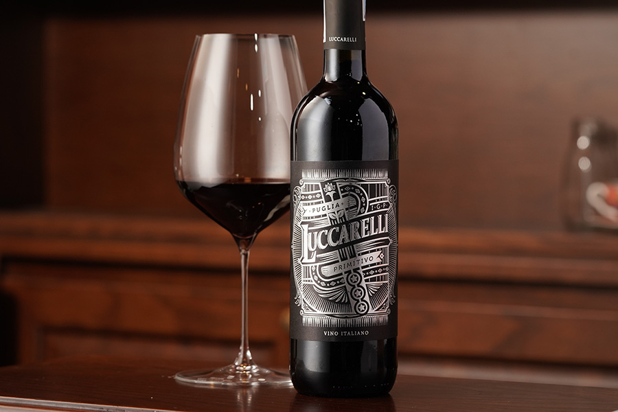 Luccarelli Primitivo Vintage Edition 2021 là dòng rượu vang Ý thơm ngon, quyến rũ