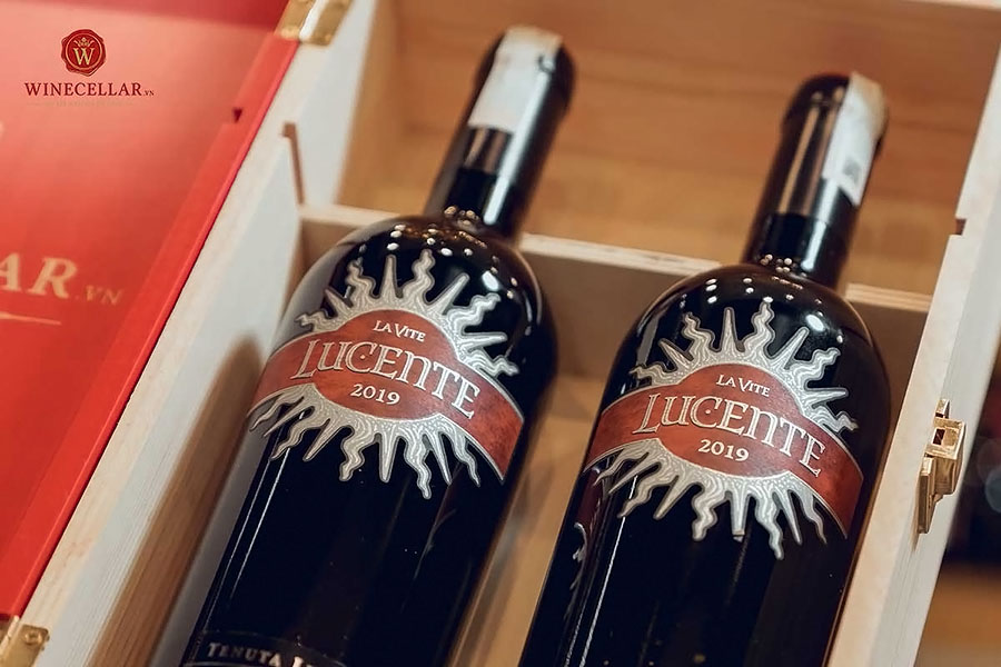 La Vite Lucente 2019 - Rượu vang Ý từ niên vụ chất lượng