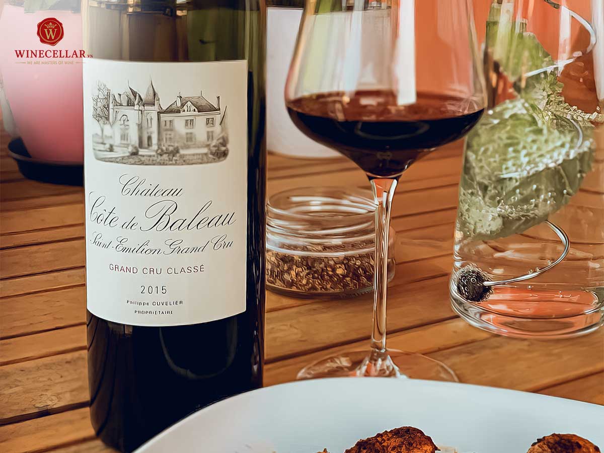 Khám phá hương vị rượu vang Pháp Château Côte De Baleau 2019