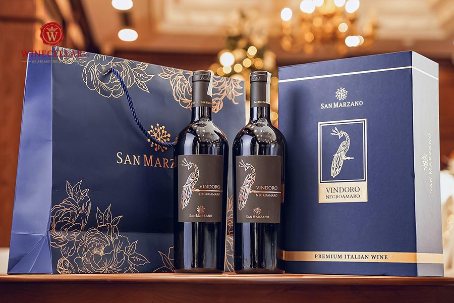 Rượu vang Ý Vindoro 2020 - Rượu vang con công chất lượng