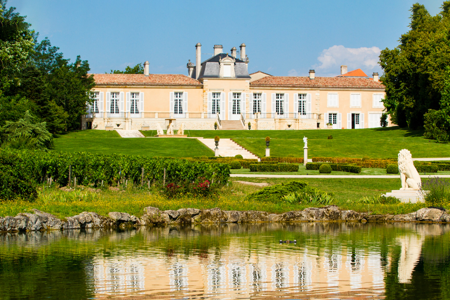 Château Léoville-Las Cases - một trong những điền trang lâu đời nhất Medoc có lịch sử từ thế kỷ 17
