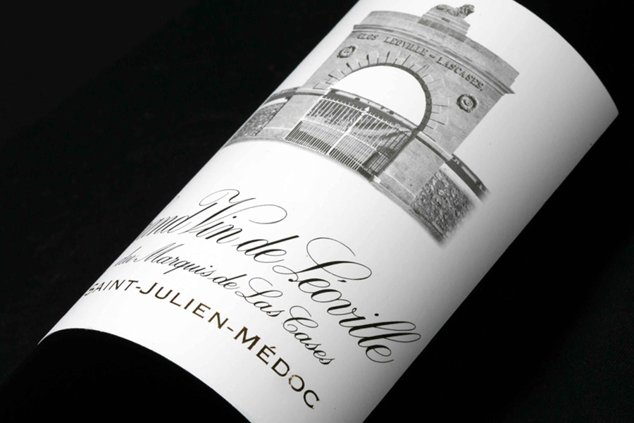 Rượu vang đỏ Château Léoville-Las Cases có hương vị phức hợp, cá tính nhờ loại thổ nhưỡng có một không hai.
