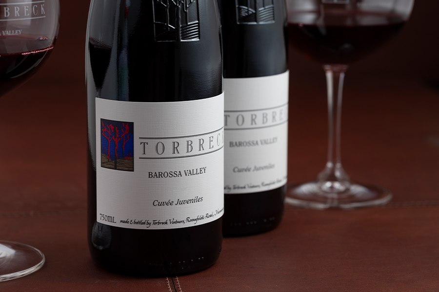 Rượu vang đỏ Torbreck Cuvée Juveniles 2022 có hương vị phức hợp, hòa quyện