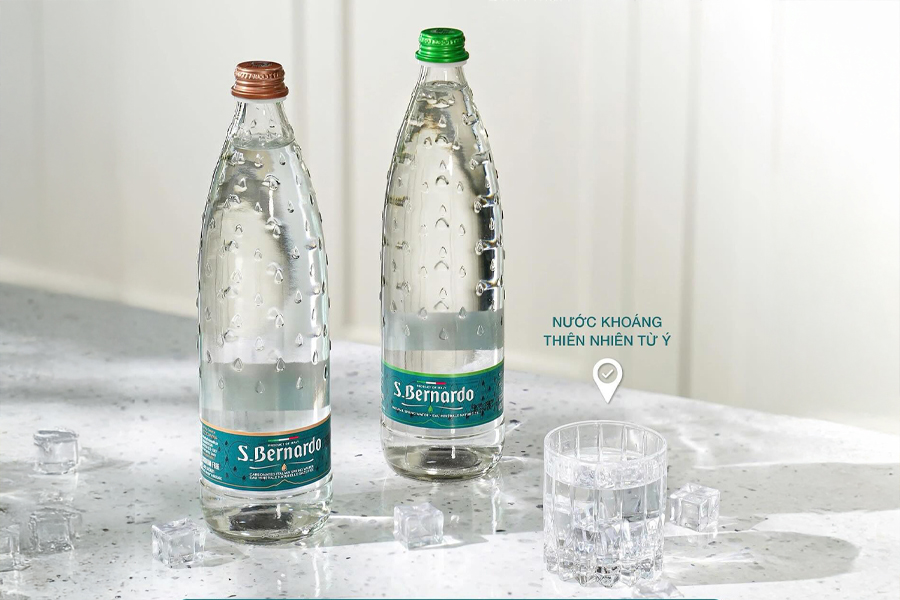 Trải nghiệm hương vị tinh khiết của nước khoáng San Bernardo Natural Spring Water 750ml