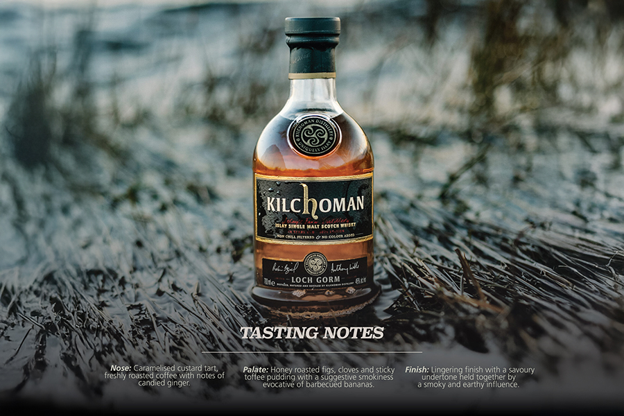 Loch Gorm 2025 có 10 năm ủ trong thùng sherry, mang đến vị gia vị đậm, trái cây sẫm màu và chút ngọt khói barbecue, hòa quyện cùng hương cam quýt và khói nhẹ nhàng