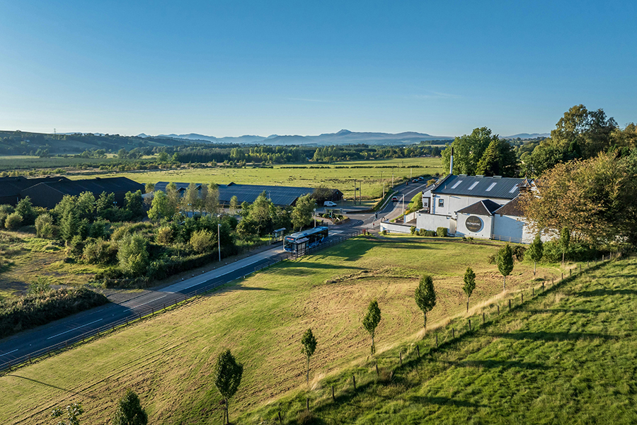 Nhà chưng cất Glengoyen theo đuổi triết lý “Unhurried - Không vội vã”, là một trong những nhà máy có quy trình chưng cất chậm nhất Scotland